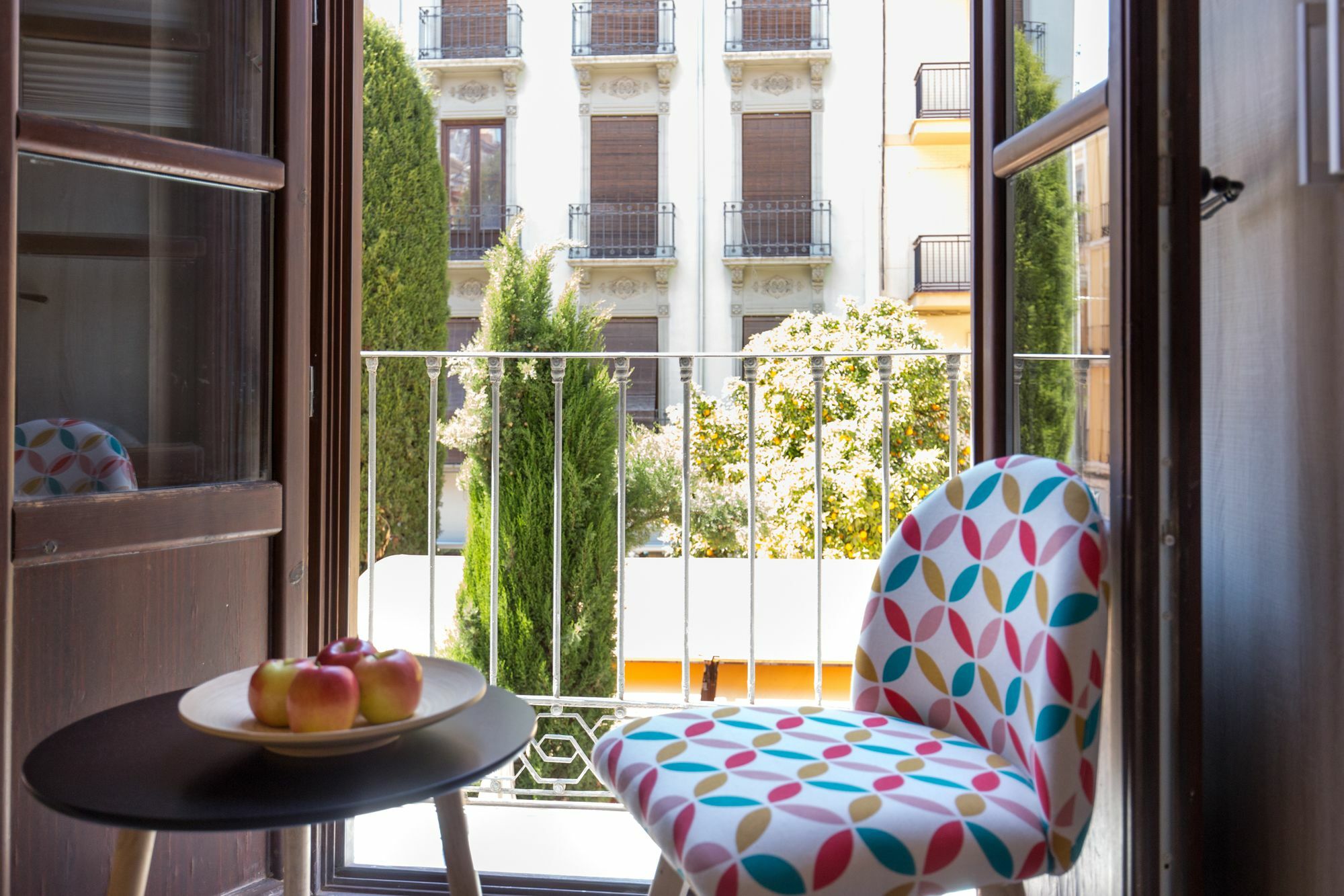 Los Lobos Suites Apartamentos غرناطة المظهر الخارجي الصورة
